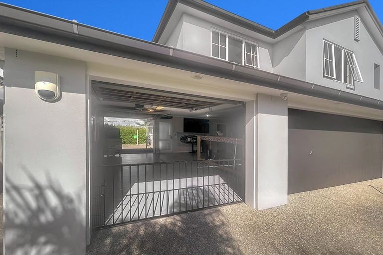 Photo of property in 107 Pine Harbour Parade, Beachlands, Auckland, 2018