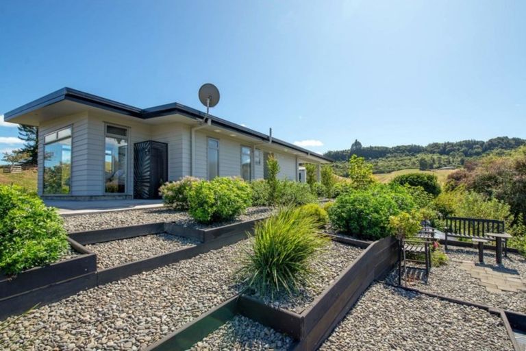 Photo of property in 50 Te Waerenga Road, Hamurana, Rotorua, 3096