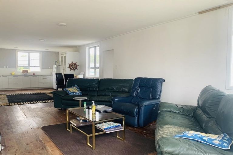 Photo of property in 26 Hickey Place, Opunake, 4616