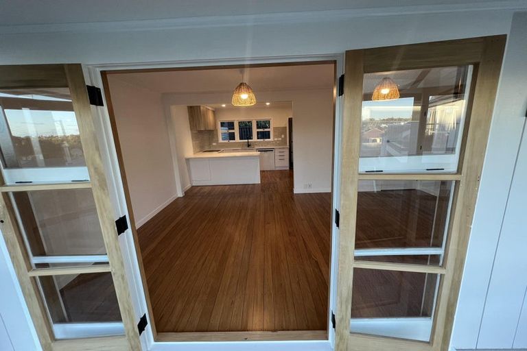 Photo of property in 3/4 Birchfield Road, Hauraki, Auckland, 0622