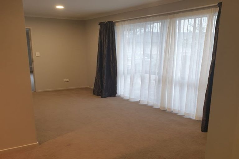 Photo of property in 12a Bilkey Avenue, Pukekohe, 2120