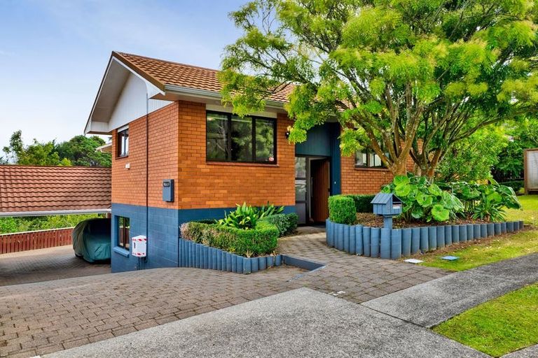 Photo of property in 5 Ruskin Place, Westown, New Plymouth, 4310