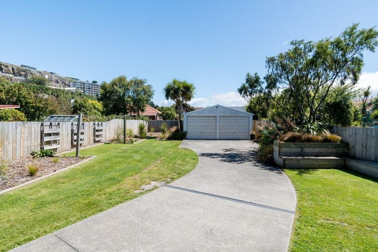 Photo of property in 380 Bay View Road, Saint Clair, Dunedin, 9012
