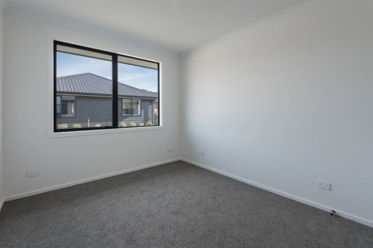 Photo of property in 12 Hebbard Court, Albert Town, Wanaka, 9305