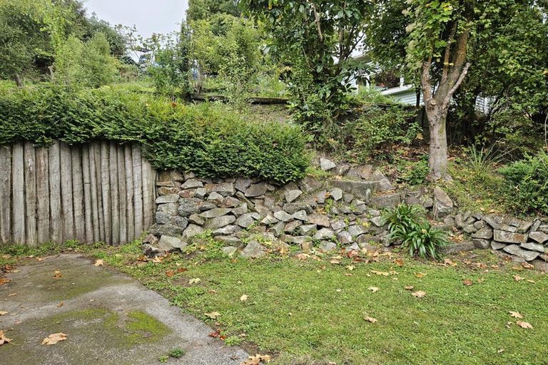 Photo of property in 16a Rossmore Terrace, Cashmere, Christchurch, 8022