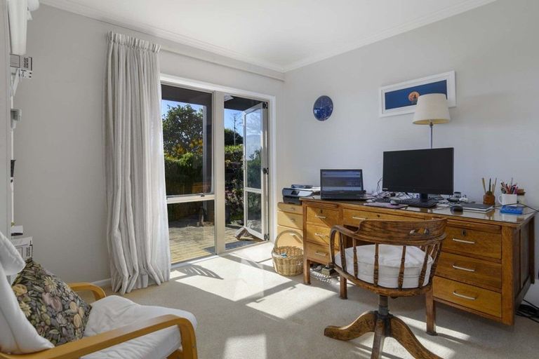 Photo of property in 18 Hinewa Road, Otumoetai, Tauranga, 3110