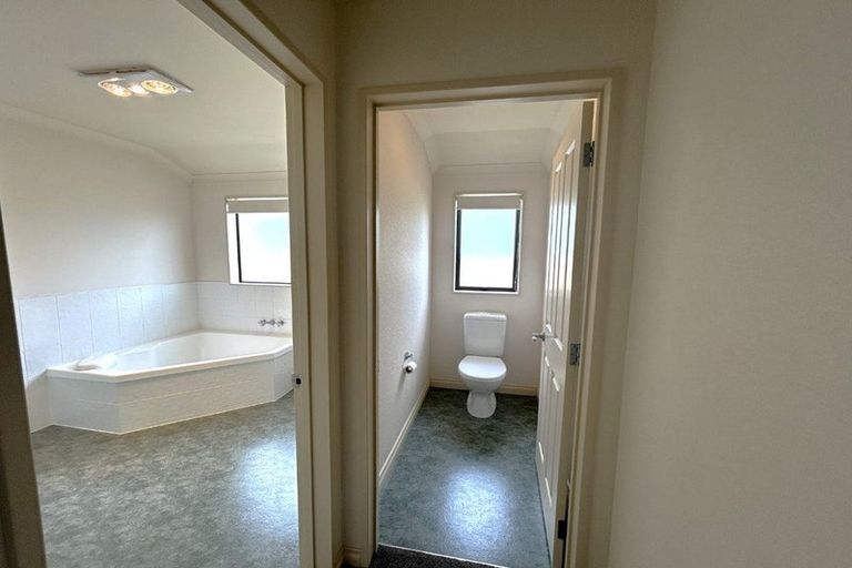 Photo of property in 142a Gloucester Street, Taradale, Napier, 4112