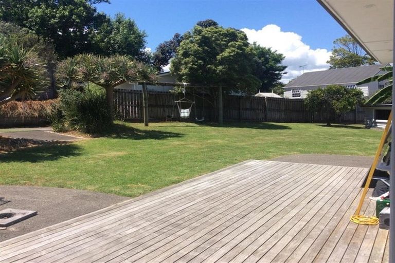 Photo of property in 114 Moore Street, Howick, Auckland, 2014