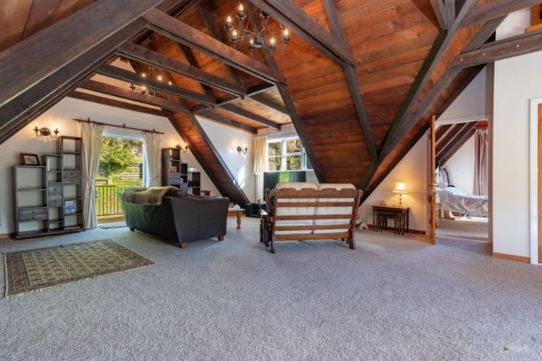 Photo of property in 246 Plateau Road, Te Marua, Upper Hutt, 5018