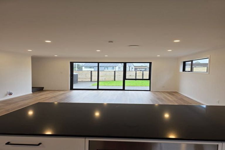 Photo of property in 3 Joseph Bolton Crescent, Wallaceville, Upper Hutt, 5018