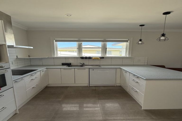 Photo of property in 232 Major Drive, Kelson, Lower Hutt, 5010