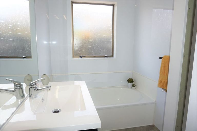 Photo of property in 25a Hollis Road, Paraparaumu Beach, Paraparaumu, 5032