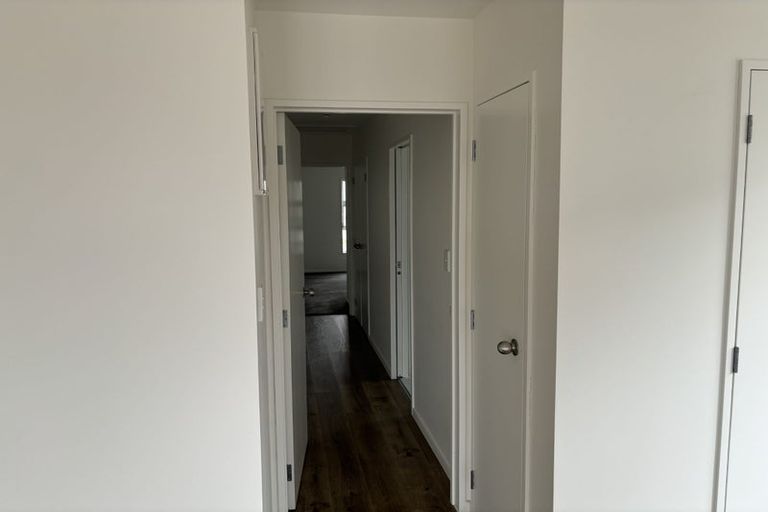 Photo of property in 78b Lincoln Park Avenue, Massey, Auckland, 0614