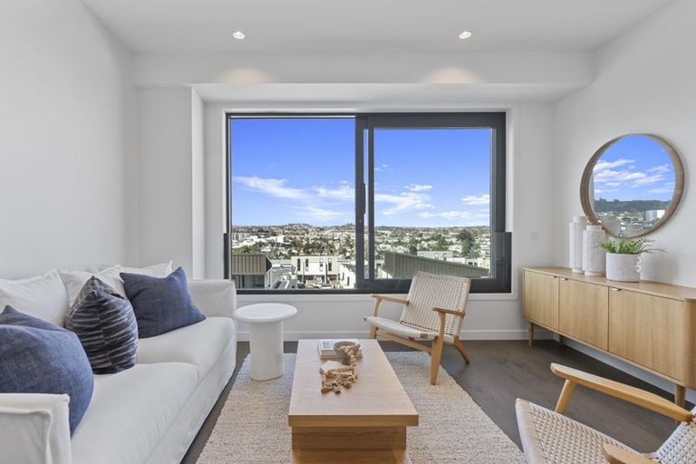 Photo of property in 11/2 Ara Kataraina, Mangere, Auckland, 2022