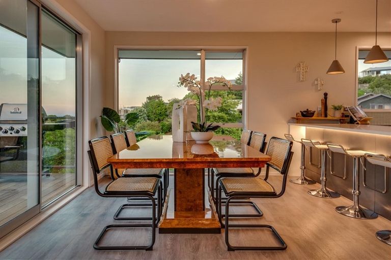 Photo of property in 137 Soleares Avenue, Mount Pleasant, Christchurch, 8081