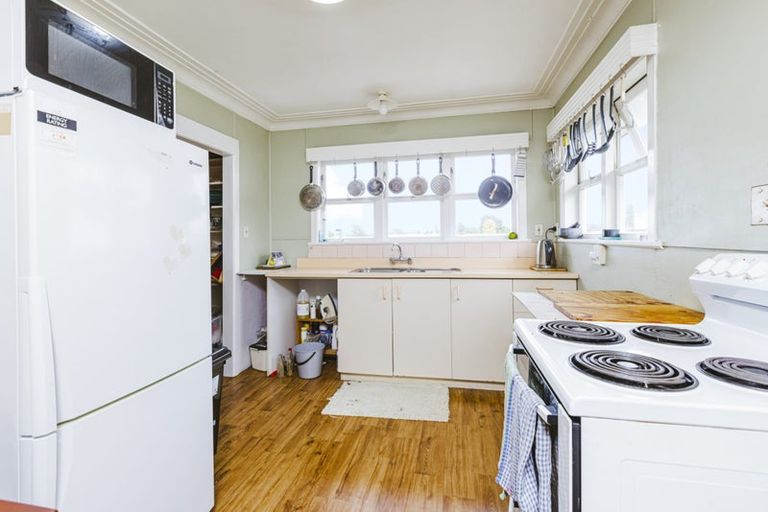 Photo of property in 35a Weymouth Road, Manurewa, Auckland, 2102