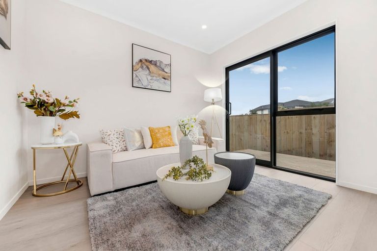 Photo of property in 30 Adamson Road, Flat Bush, Auckland, 2019