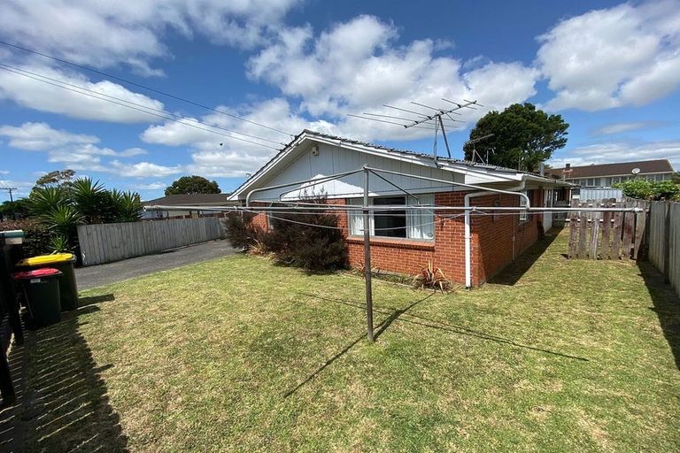 Photo of property in 1/17 Idlewild Avenue, Mangere, Auckland, 2022