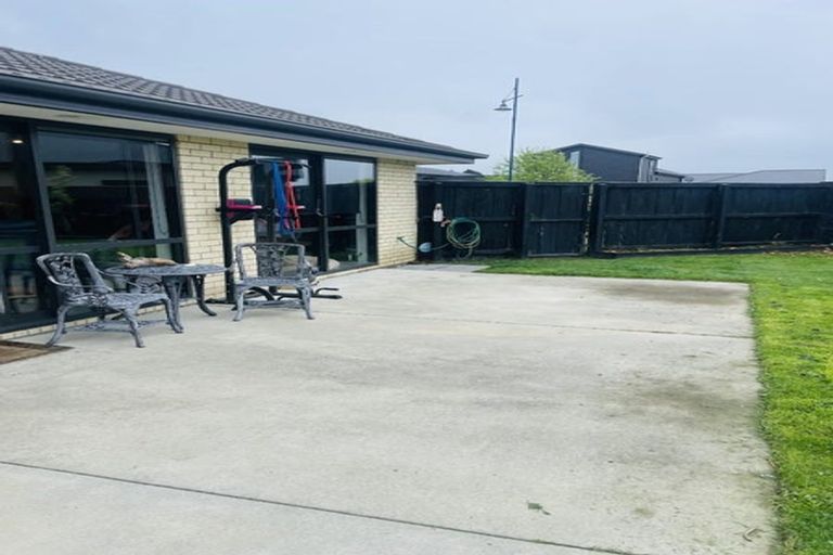 Photo of property in 6 Nga Tupuna Street, Pegasus, 7612