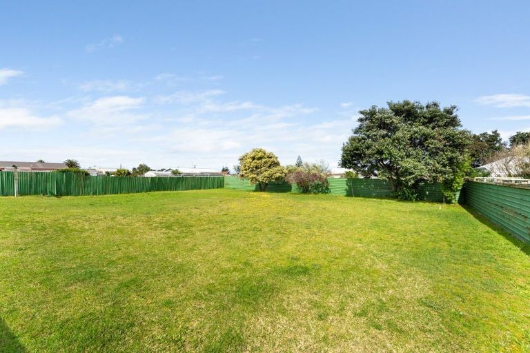 Photo of property in 21 Hood Street, Castlecliff, Whanganui, 4501