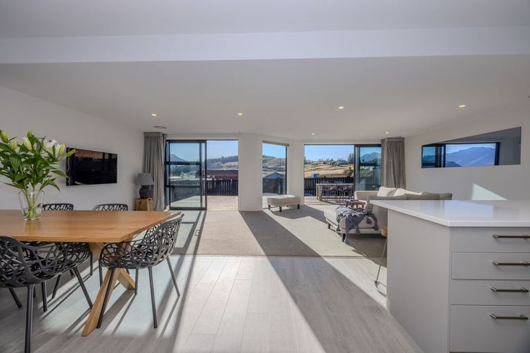 Photo of property in 71 Farrant Drive, Wanaka, 9305