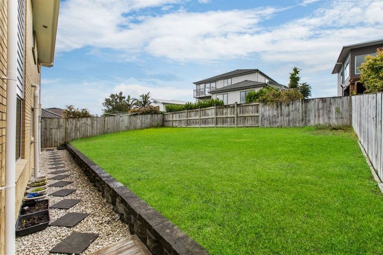 Photo of property in 16 Bartlett Drive, Silverdale, 0932