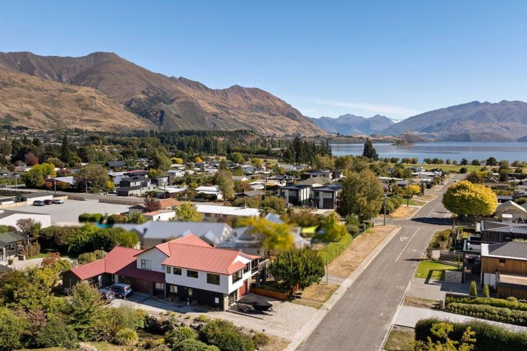 Photo of property in 87a Roche Street, Wanaka, 9305