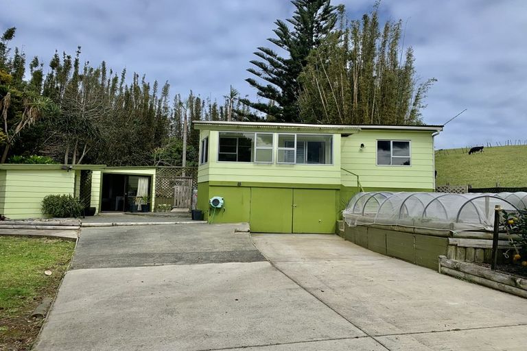 Photo of property in 2025 Far North Road, Waiharara, Kaitaia, 0484