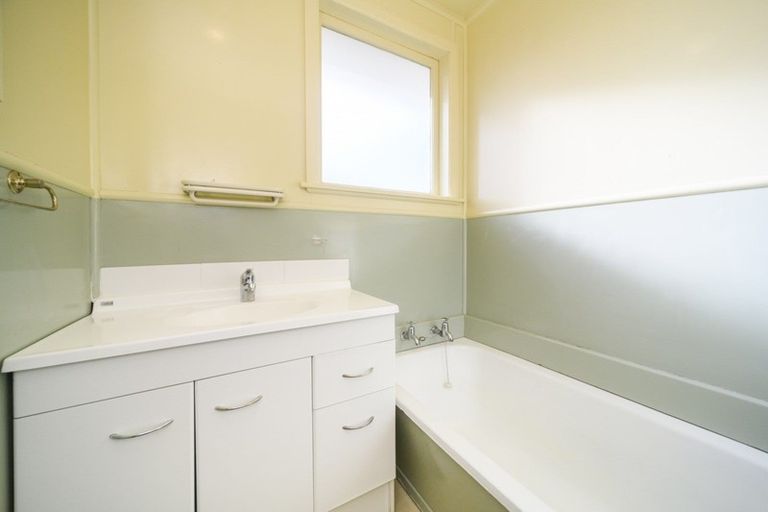 Photo of property in 5 London Terrace, Awapuni, Palmerston North, 4412