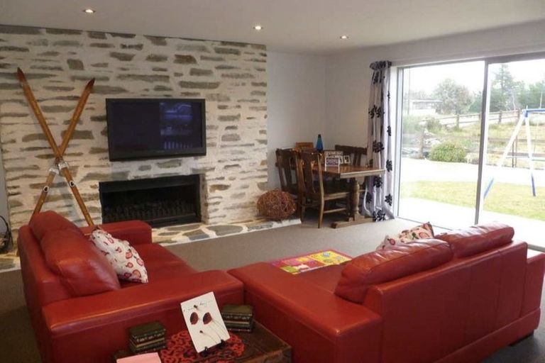 Photo of property in 32 Little Maude Drive, Lake Hawea, Wanaka, 9382
