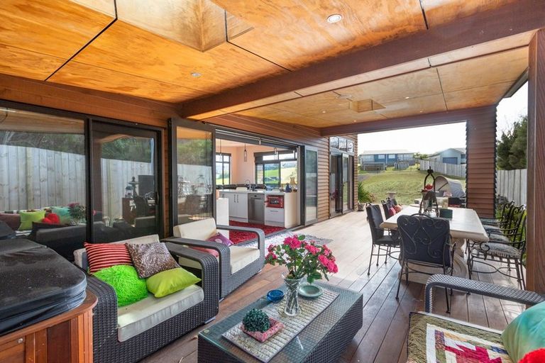 Photo of property in 5 Parklands Avenue, Mangawhai Heads, Mangawhai, 0505