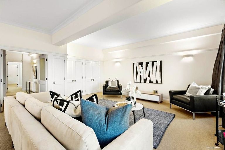 Photo of property in Westminster Court, 4h/5 Parliament Street, Auckland Central, Auckland, 1010