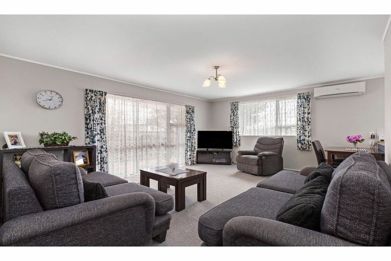 Photo of property in 8a Bradley Place, Nawton, Hamilton, 3200