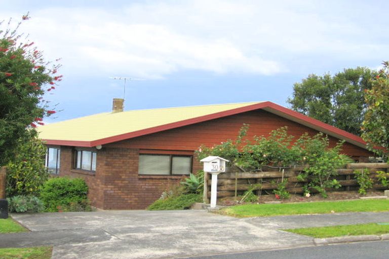 Photo of property in 30 Kahurangi Place, Snells Beach, 0920