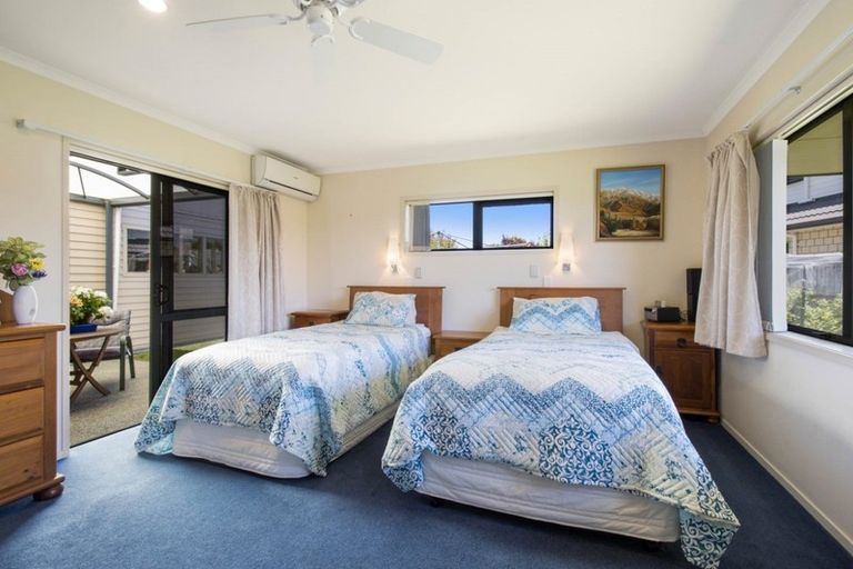 Photo of property in 2 Bransley Grove, Katikati, 3129