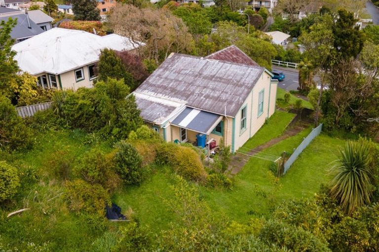 Photo of property in 190 Newlands Road, Newlands, Wellington, 6037
