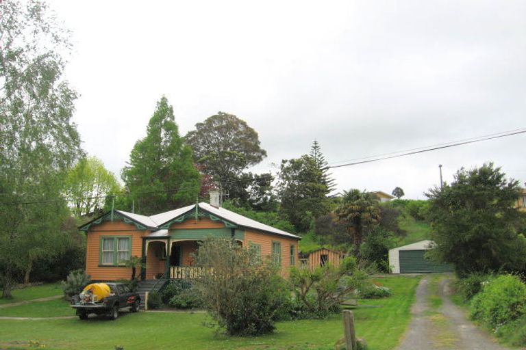 Photo of property in 8 Nahum Street, Paeroa, 3600