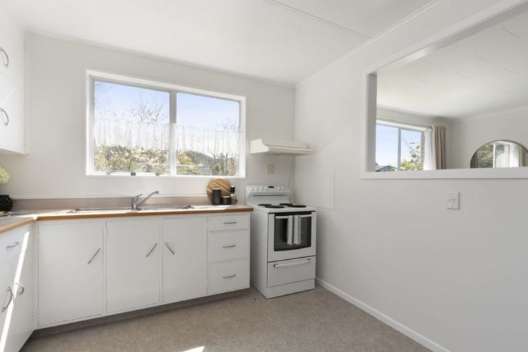 Photo of property in 50 California Drive, Totara Park, Upper Hutt, 5018