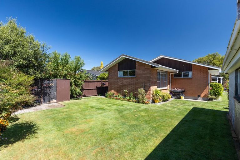 Photo of property in 10 Fenmere Place, Burwood, Christchurch, 8083