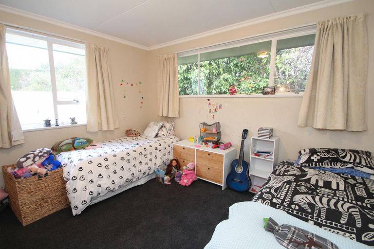 Photo of property in 104 Perth Street, Holmes Hill, Oamaru, 9401