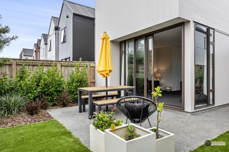 Photo of property in 11 Ron Deal Way, Epuni, Lower Hutt, 5011