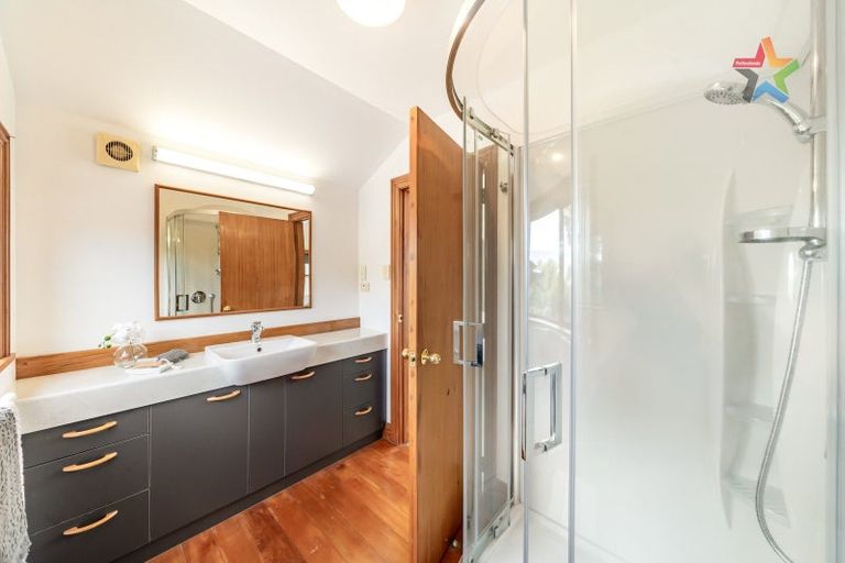 Photo of property in 146a Riverside Drive, Waiwhetu, Lower Hutt, 5010