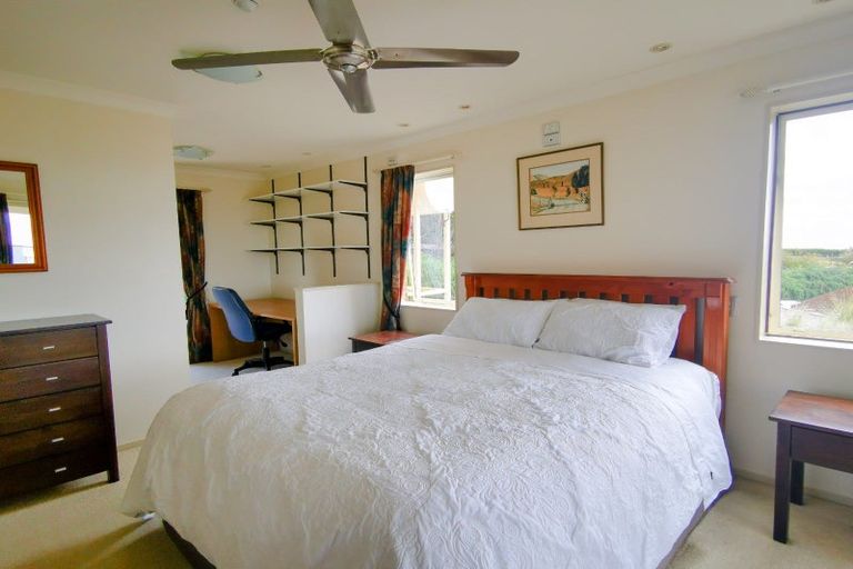 Photo of property in 91 Paparata Road, Bombay, 2675