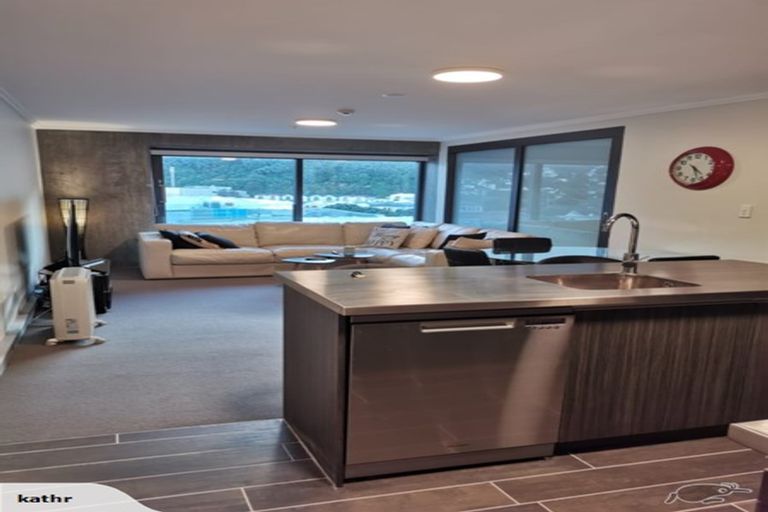 Photo of property in Frame Apartments, 603/111 Molesworth Street, Thorndon, Wellington, 6011