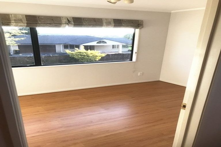 Photo of property in 31 Lemonwood Place, The Gardens, Auckland, 2105