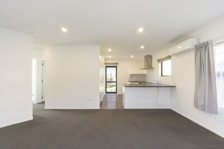 Photo of property in 49 Dalgliesh Avenue, Forest Lake, Hamilton, 3200