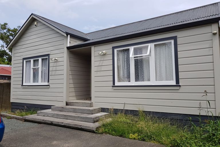 Photo of property in 17a Tama Street, Alicetown, Lower Hutt, 5010