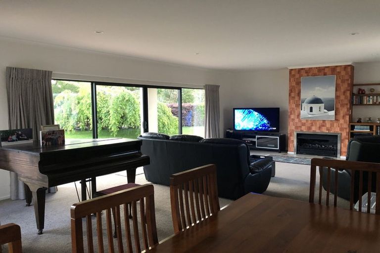 Photo of property in Arataki Way, 4/19 Arataki Road, Havelock North, 4130