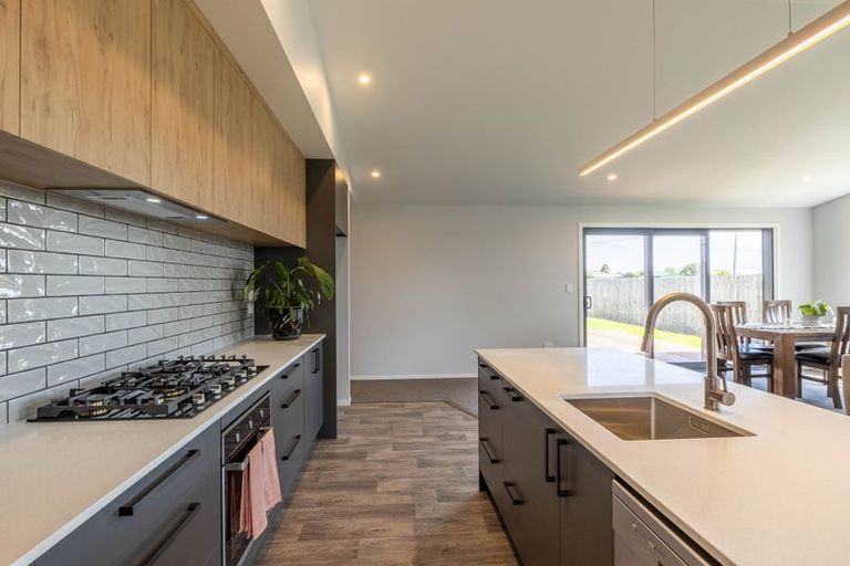 Photo of property in 114 Severn Street, Clifton, Invercargill, 9812