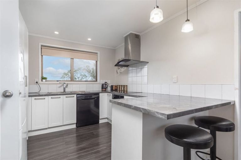 Photo of property in 17 Hakanoa Street, Huntly, 3700